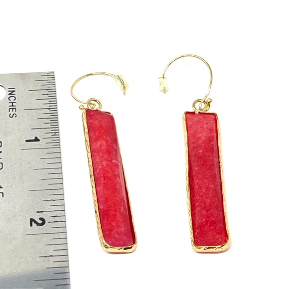 New Anthropologie Ruby Agate Drop Bar Earrings - Picture 3 of 3